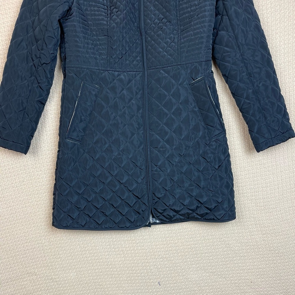 Burberry Black Quilted Coat w/o belt - Picture 5 of 16